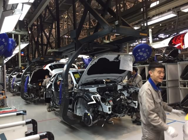 گزارش تصویری از خط تولید آئودی در چین
 