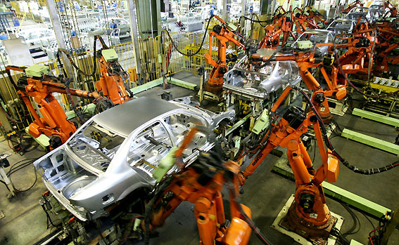  اشتغال مستقیم صنعت خودرو به ۴۰۰ هزار نفر تا پایان سال می‌رسد  