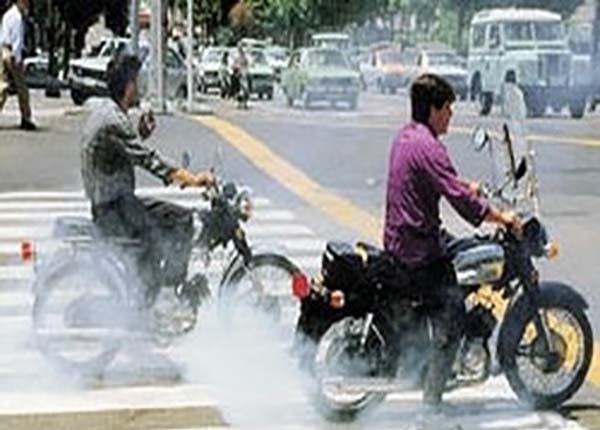  موتورسیکلت‌ها حدود ۴ برابر خودروها آلودگی تولید می کنند 