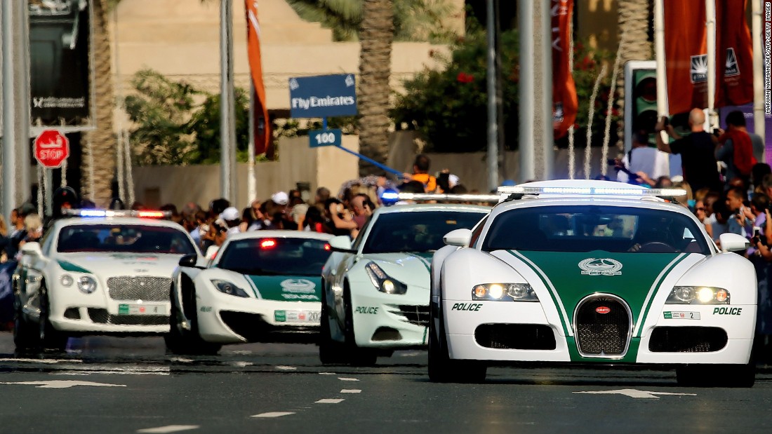  رکوردشکنی پلیس دوبی با ورود بوگاتی ویرون + تصاویر 