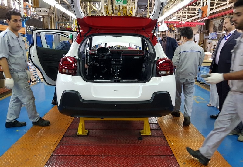  با وجود تحریم های جدید خودروسازان فرانسوی در ایران ماندنی شدند 