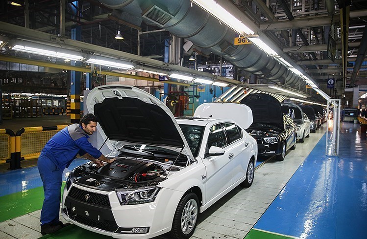  روند نزولی تولید خودرو در ایران آغاز شد 
