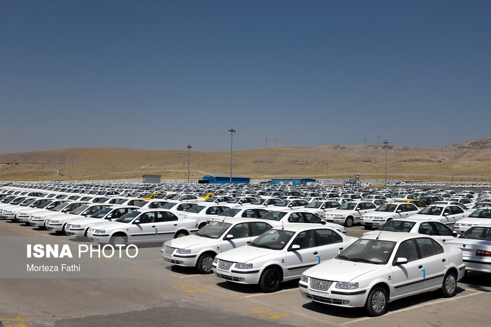  جوابیه ایران خودرو در خصوص خبر پلمب انبار احتکار 8845 خودرو سمند در آذرشهر 
