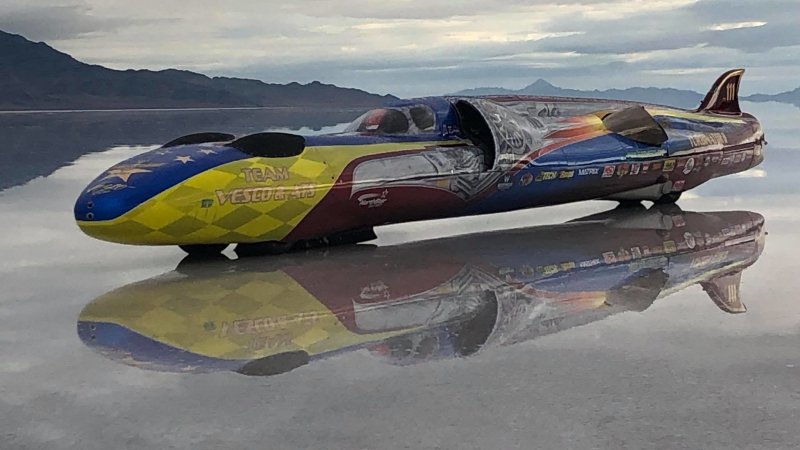  رکورد سریع‌ترین خودروی چرخ‌دار زمینی با سرعت 804 کیلومتر + عکس 