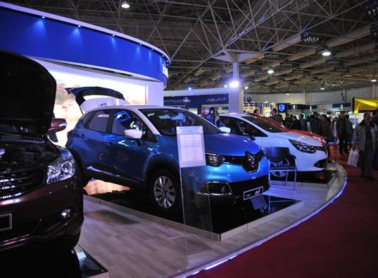  حضور ایران خودرو در نمایشگاه مشهد 